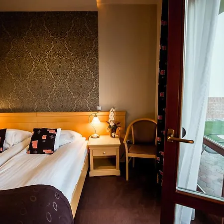 Hotel Diamant Conference, & Family 4*